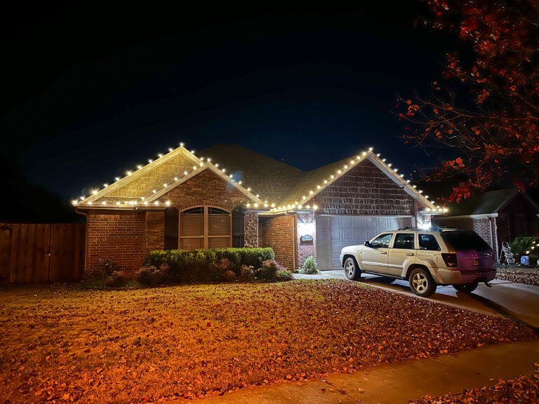 Christmas light service in fayetteville, AR